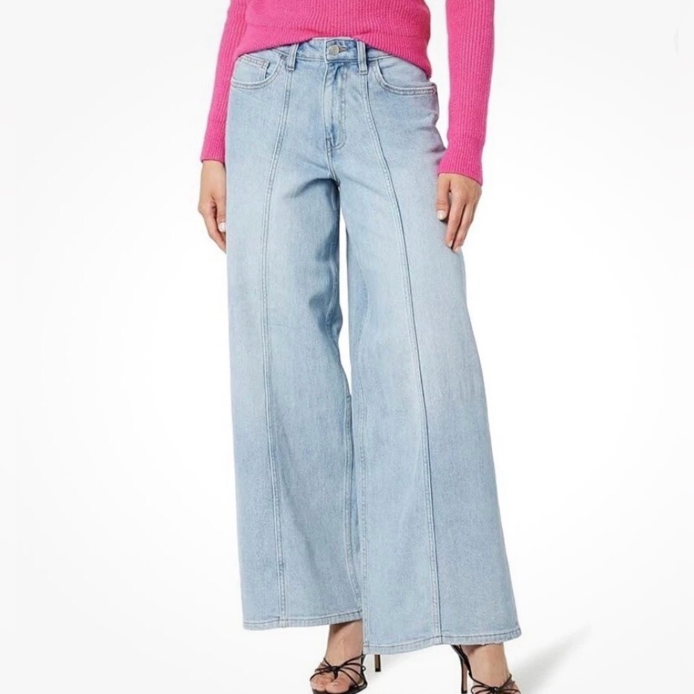 The Drop Frida Relaxed Fit Wide Leg High Rise Light Indigo Jeans Size 34 NWT